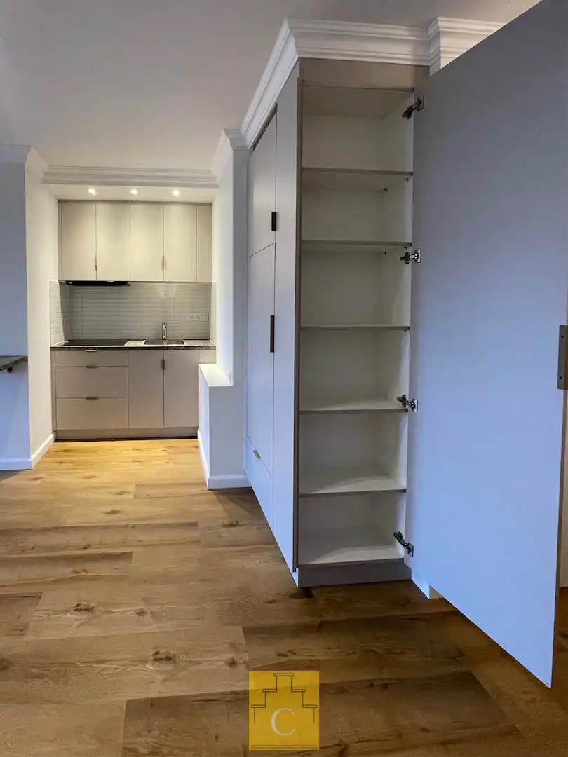 Volledig vernieuwde serviceflat met zonnig terras in een groene oase nabij het centrum van Brugge foto 15