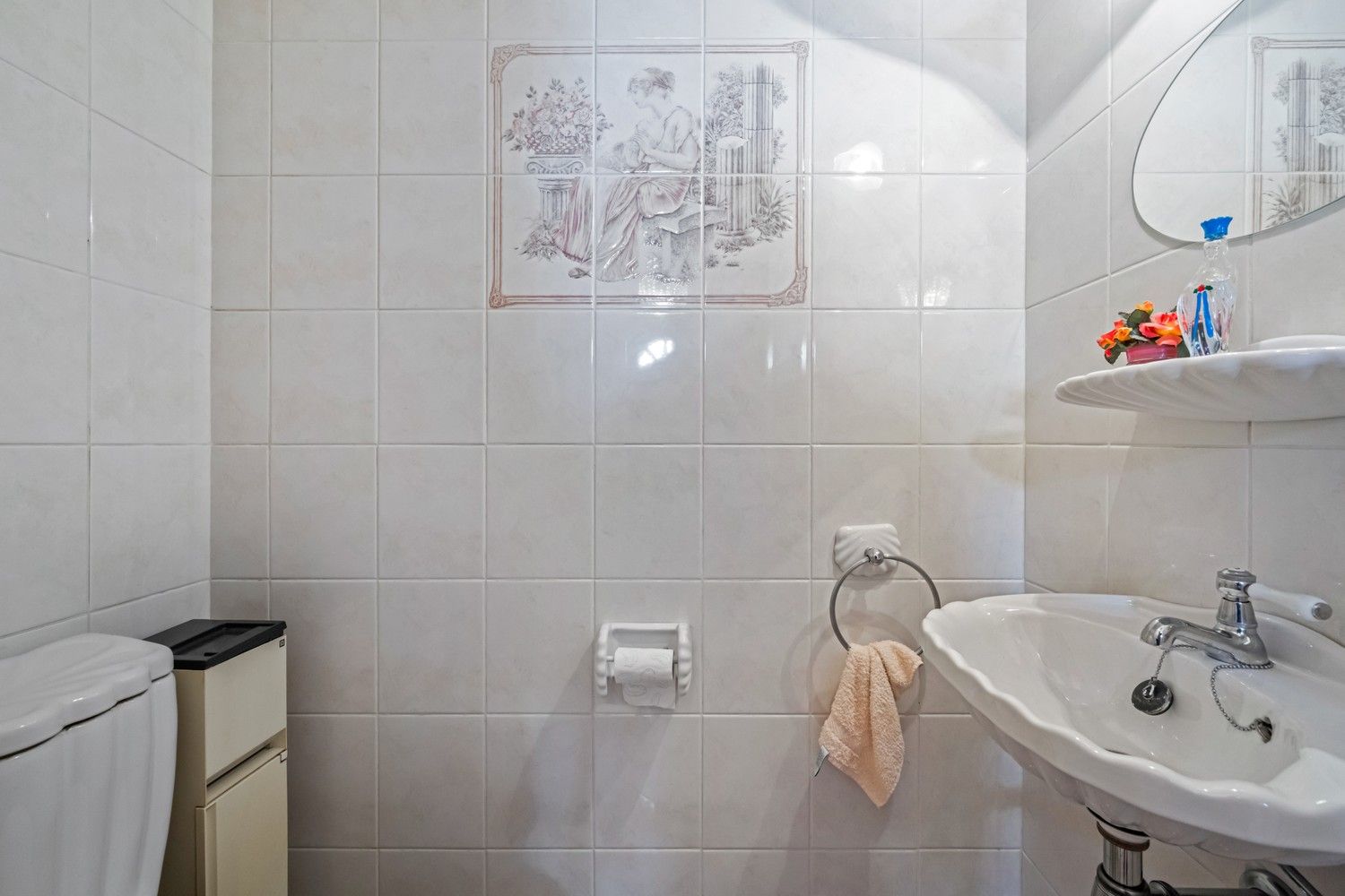 Rijwoning met potentieel, zonnige tuin, garage en uitbreidingsmogelijkheden te koop in Ruddervoorde foto 4