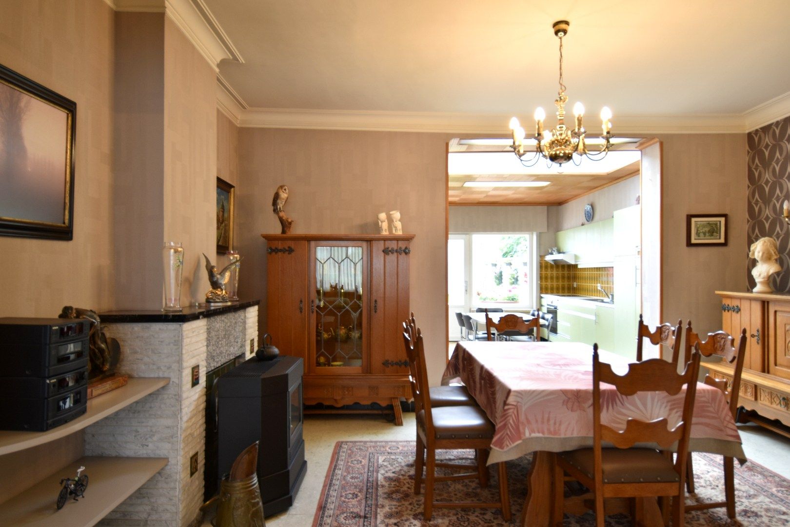  Rijwoning met 3 slaapkamers, garage en tuin te koop in Gullegem foto 7