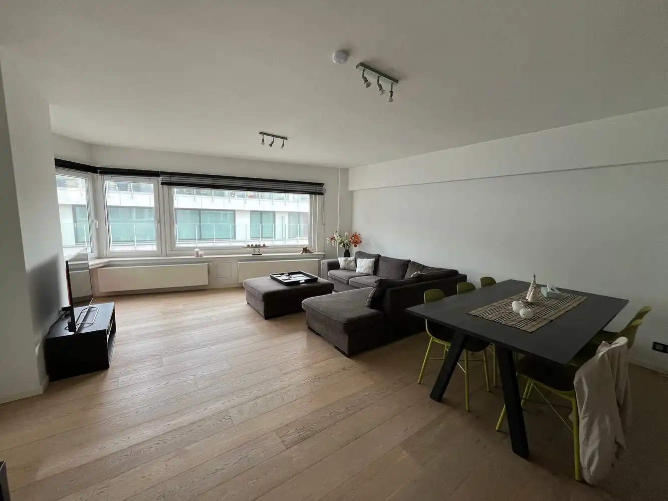 RESIDENTIE BEAULIEU - GEMEUBELD foto 3