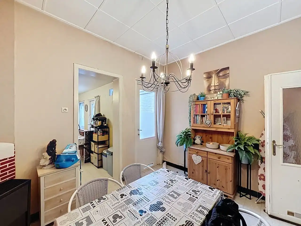 Charmante rijwoning met grote tuin en garage inhuis foto 8