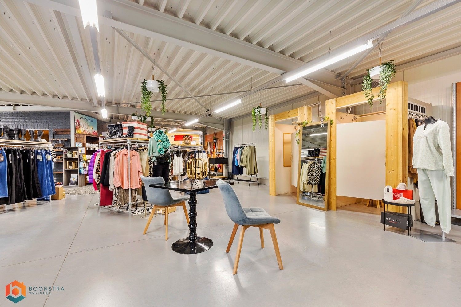 Handelspand op toplocatie met grote visibiliteit en veelzijdige mogelijkheden (1030m2) foto 10