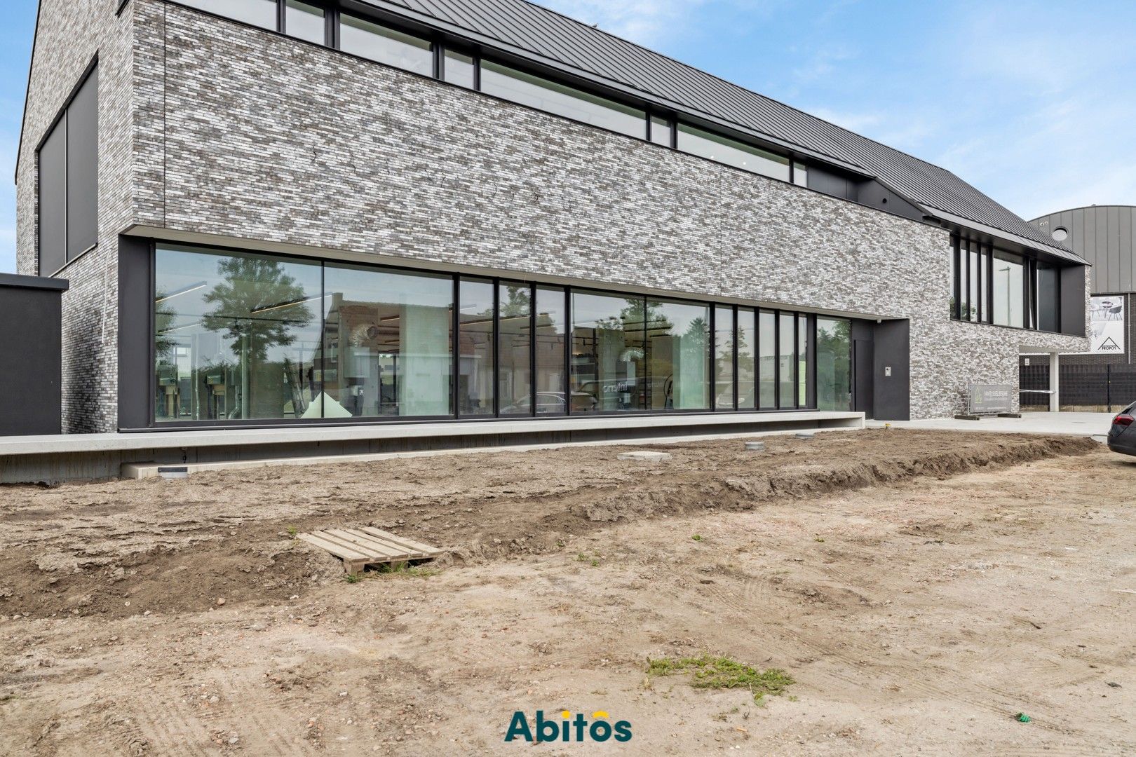 Commerciële ruimte met uitstekende visibiliteit en bereikbaarheid foto 6