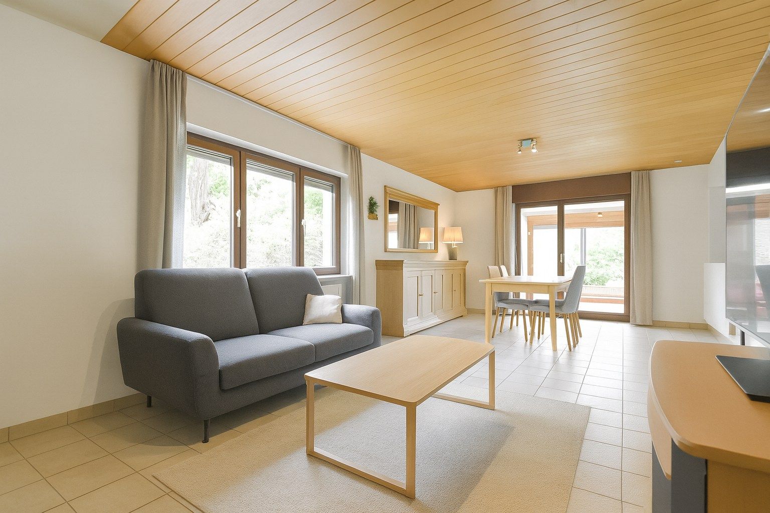 Charmante bungalow met 3 (mog. 4) slaapkamers in een rustige wijk en doodlopende straat van Nieuwpoort op 637m² foto 5