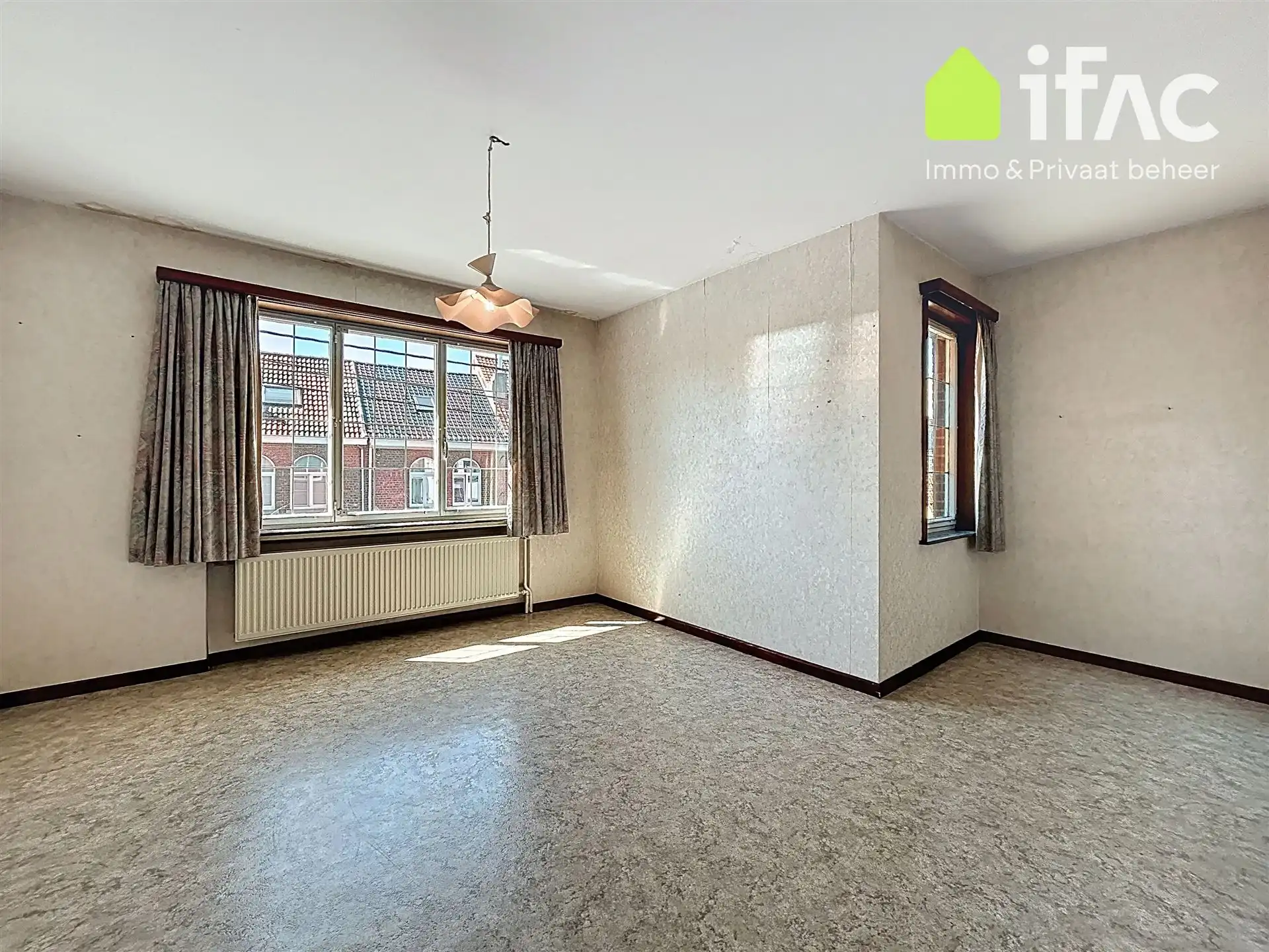 Uitstekend gelegen halfopen bebouwing met 3 slaapkamers foto 18