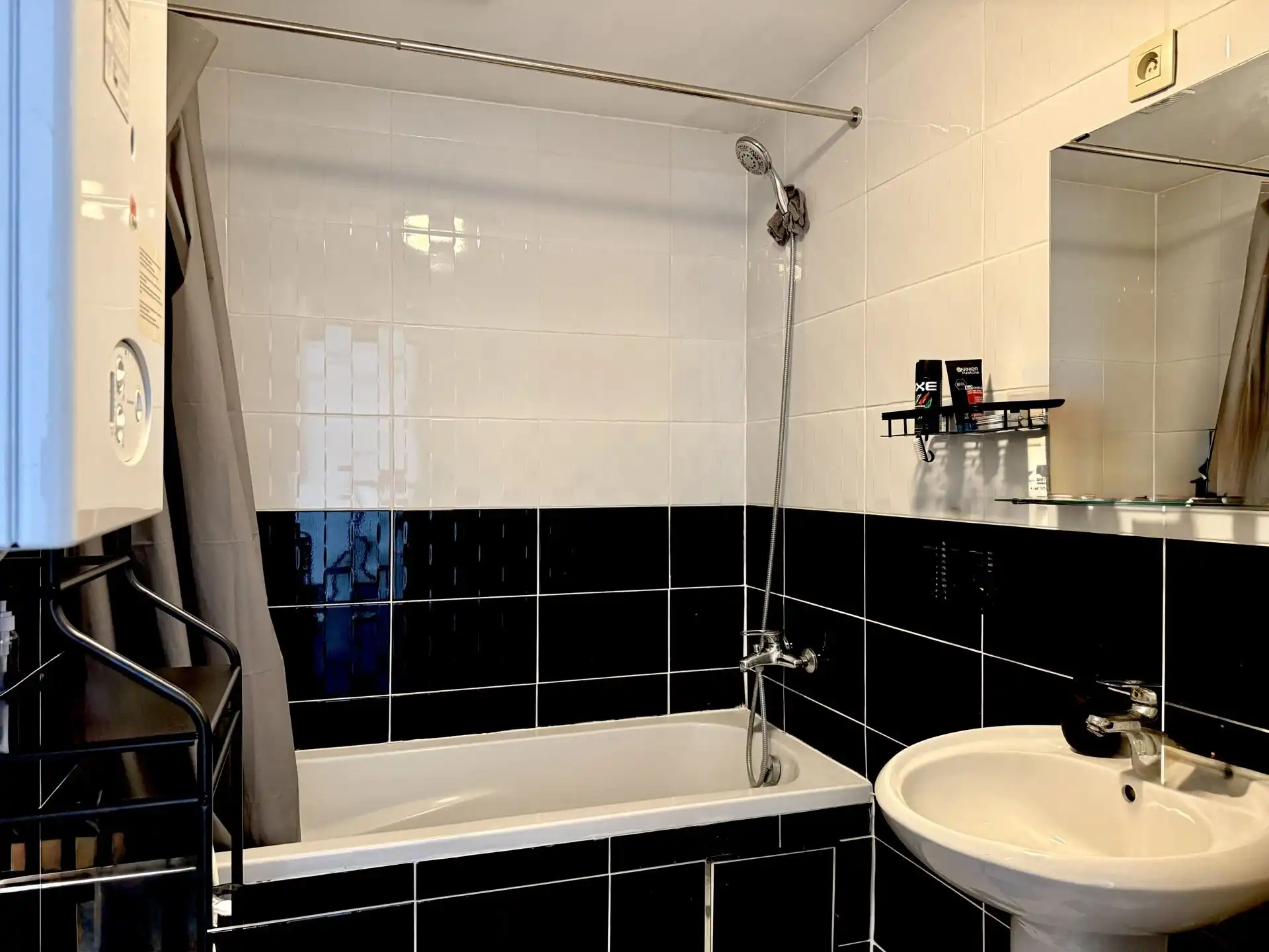 Appartement met 1 slaapkamer van 90 m² met kelder. foto 7