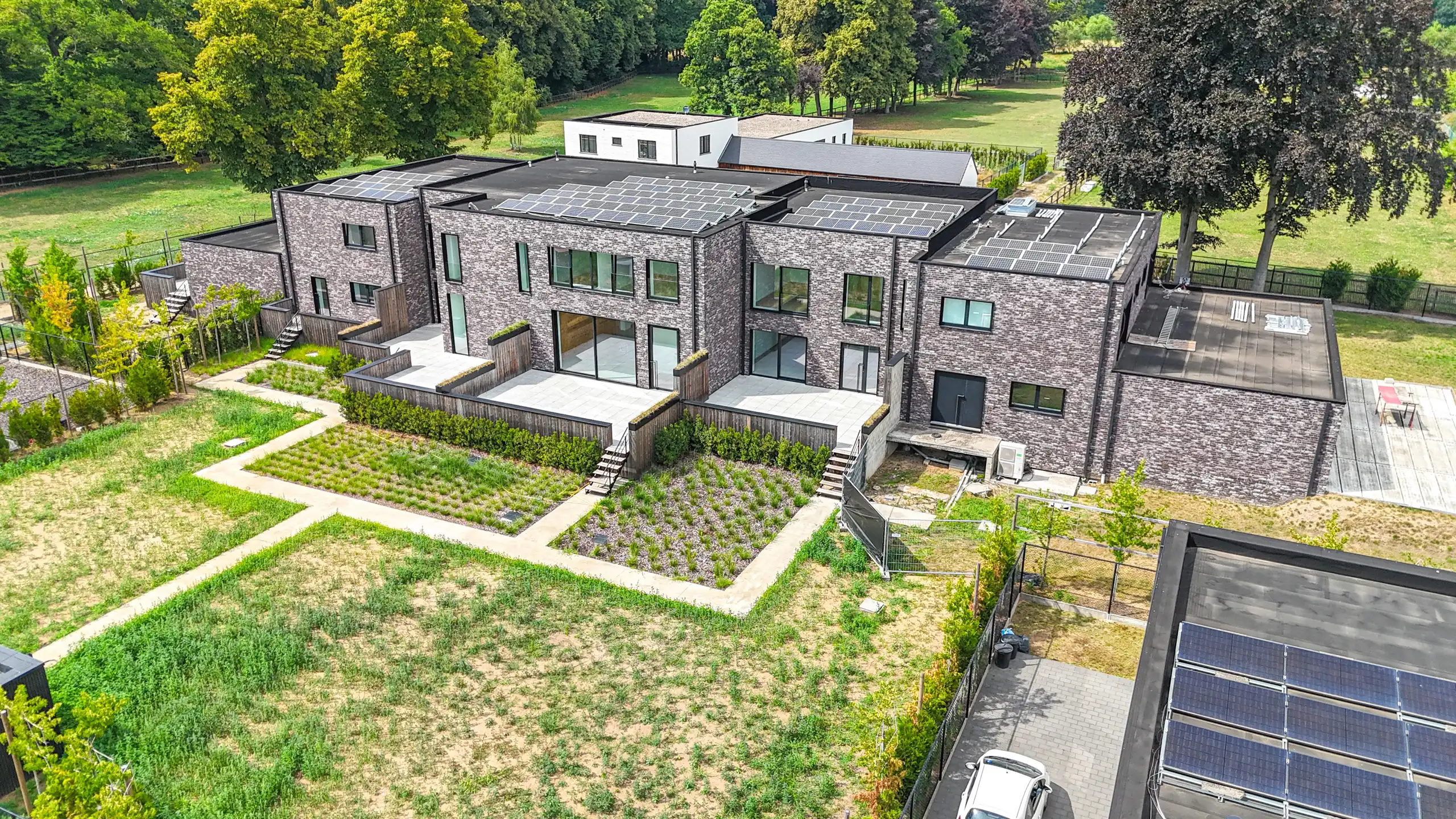 Unieke woning met 4 slpks in uitzonderlijk woonproject! foto 14