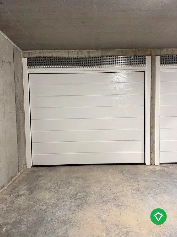Garage in centrum te Koekelare foto 4