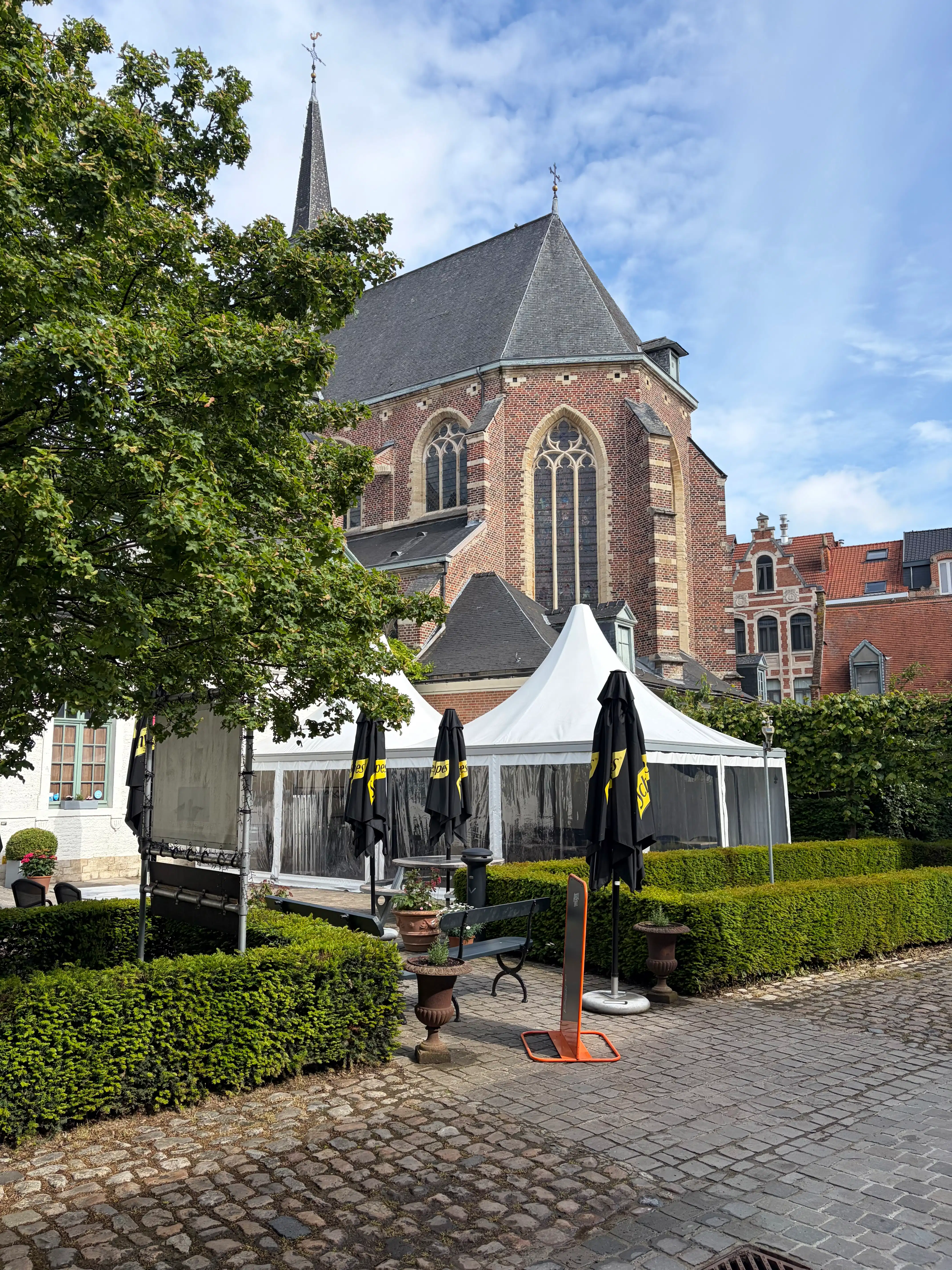 Ter overname: Zeer winstgevende horecalocatie (BV) inclusief appartement foto 11