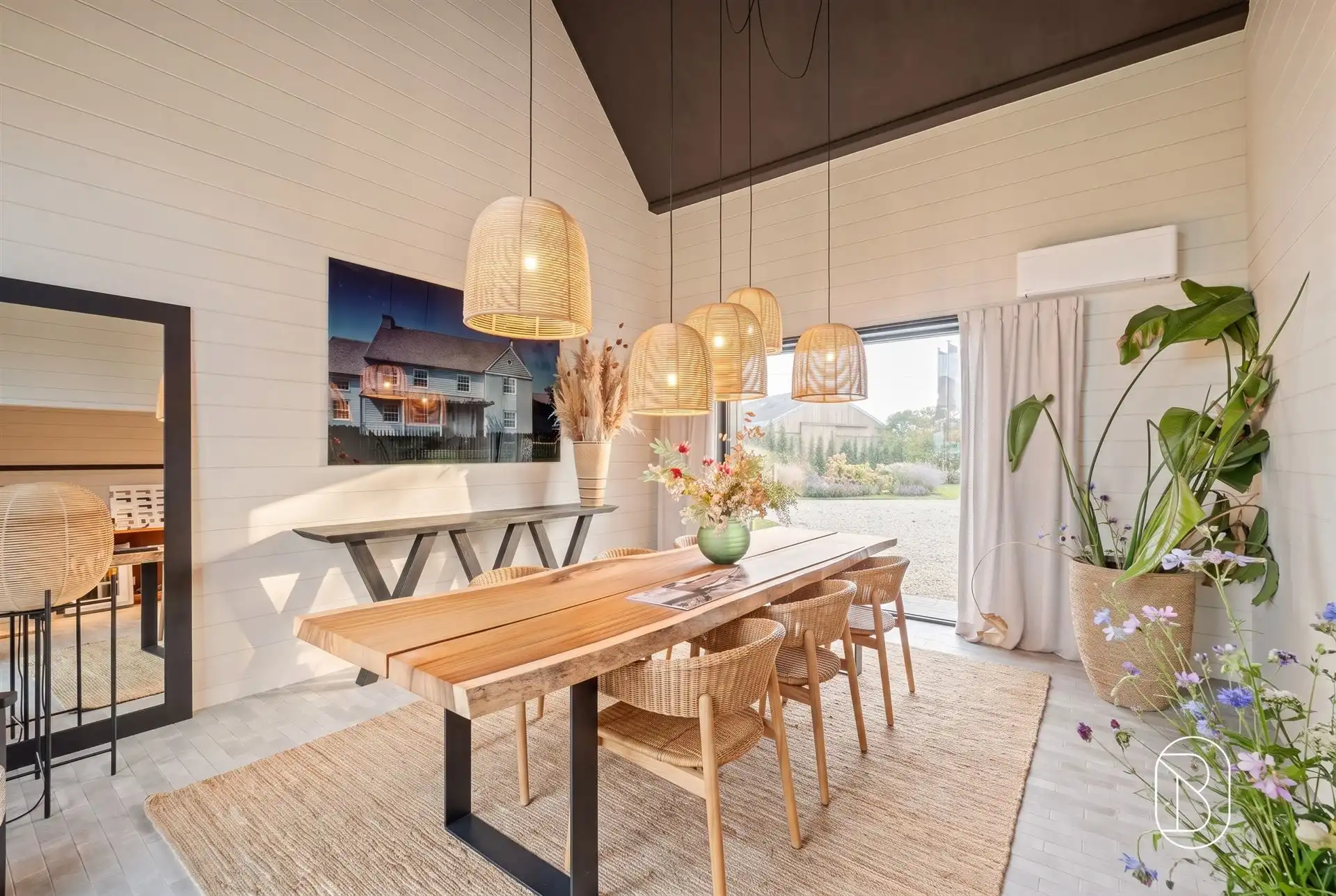 Toffe villa met bijgebouw en tuin met prachtig zicht foto 15