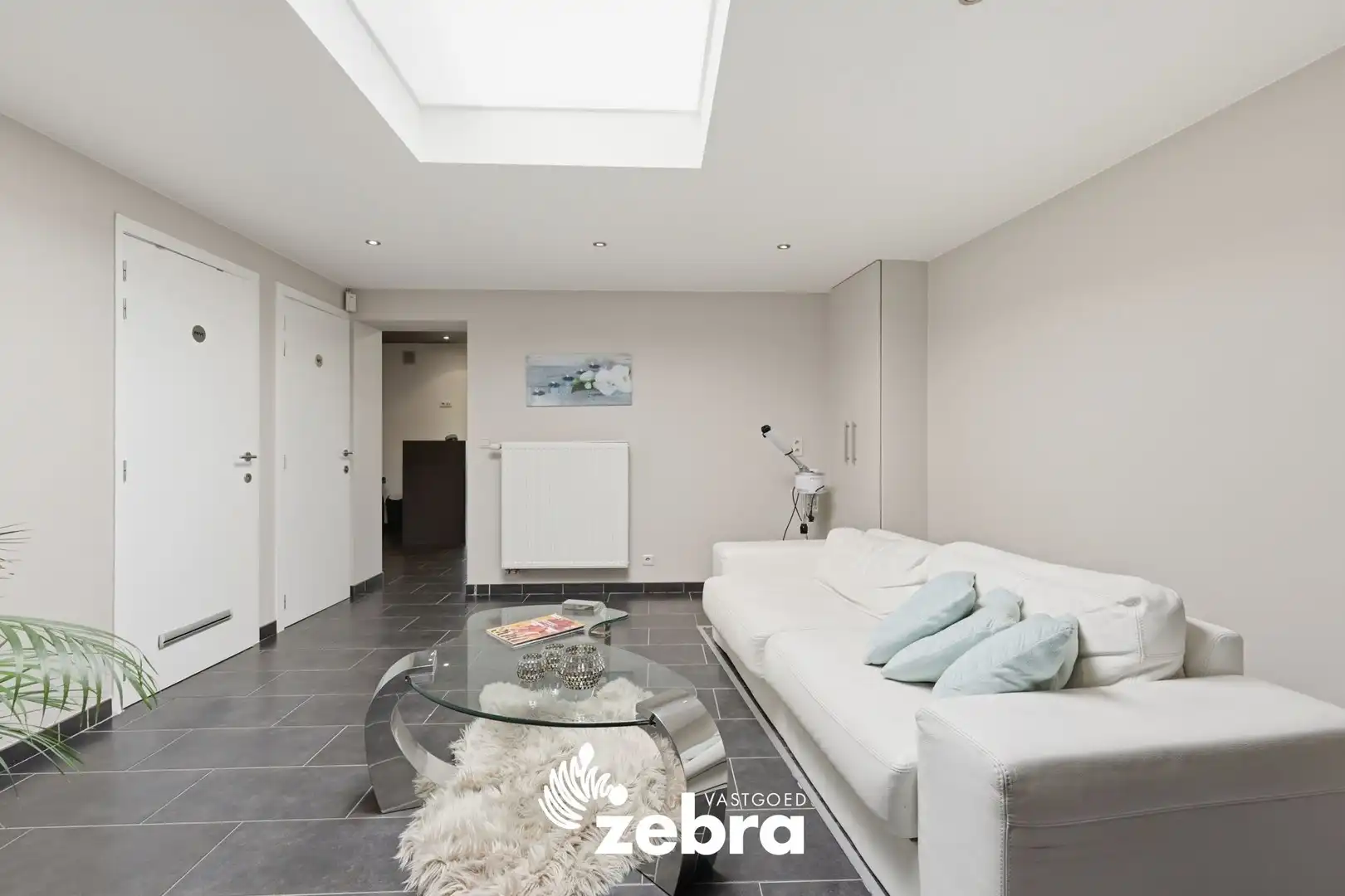 Veelzijdig handelspand op commerciële ligging in Tielt! foto 10