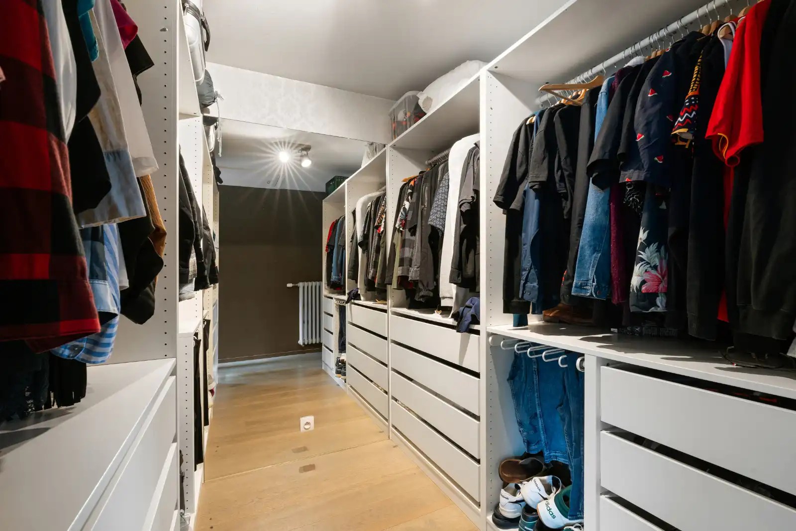 Kijkdag 31/10/2026. Prachtig afgewerkte woning op 486 m² met 3 ruime slaapkamers! foto 13