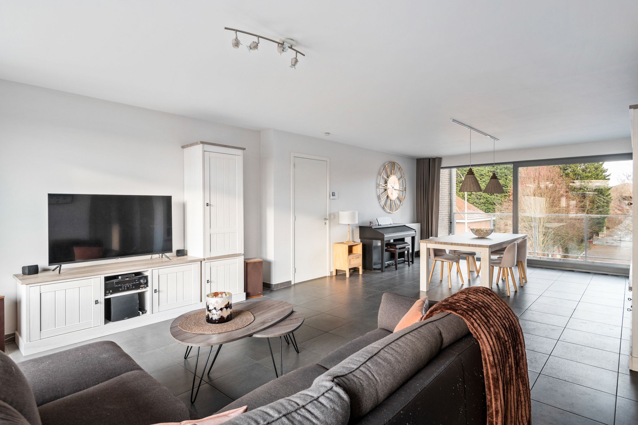 Ruim, energiezuinig appartement met twee mooie terrassen foto 11