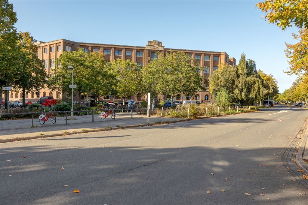 Instapklaar gelijkvloersappartement met stadskoer foto 19