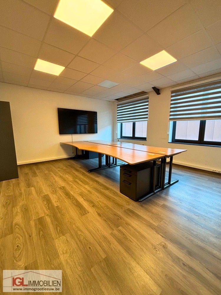 Flexibele bureauruimte met vergaderruimtes en parkeerplaatsen in Drogenbos foto 5