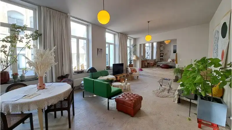 Unieke Opbrengsteigendom te koop in de Madridstraat in Oostende foto 7