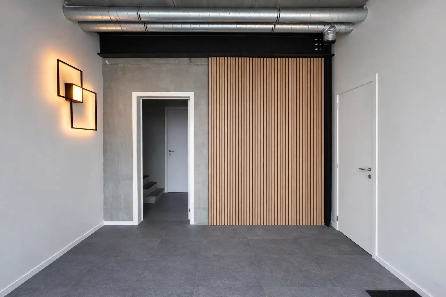 Kantoorruimte te huur in het industriepark van Knokke-Heist. foto 4