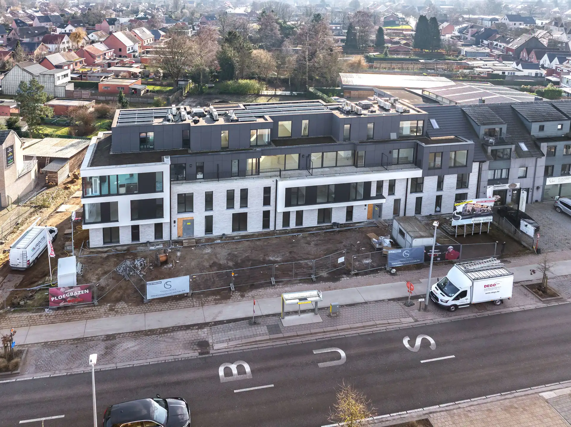 Prachtig penthouse met 2 slaapkamers foto {{pictureIndex}}