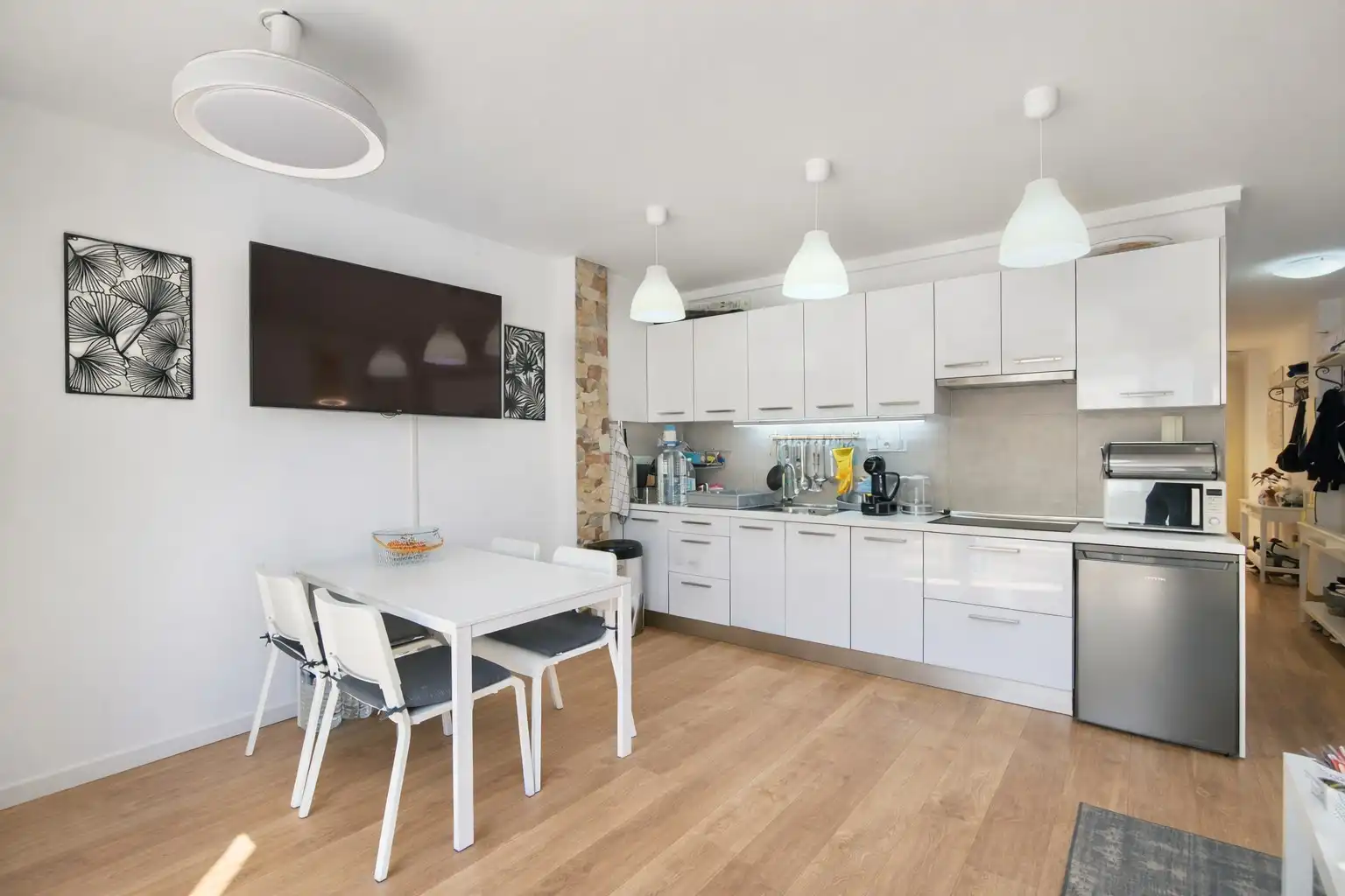 Instapklaar appartement met balkon  foto 4