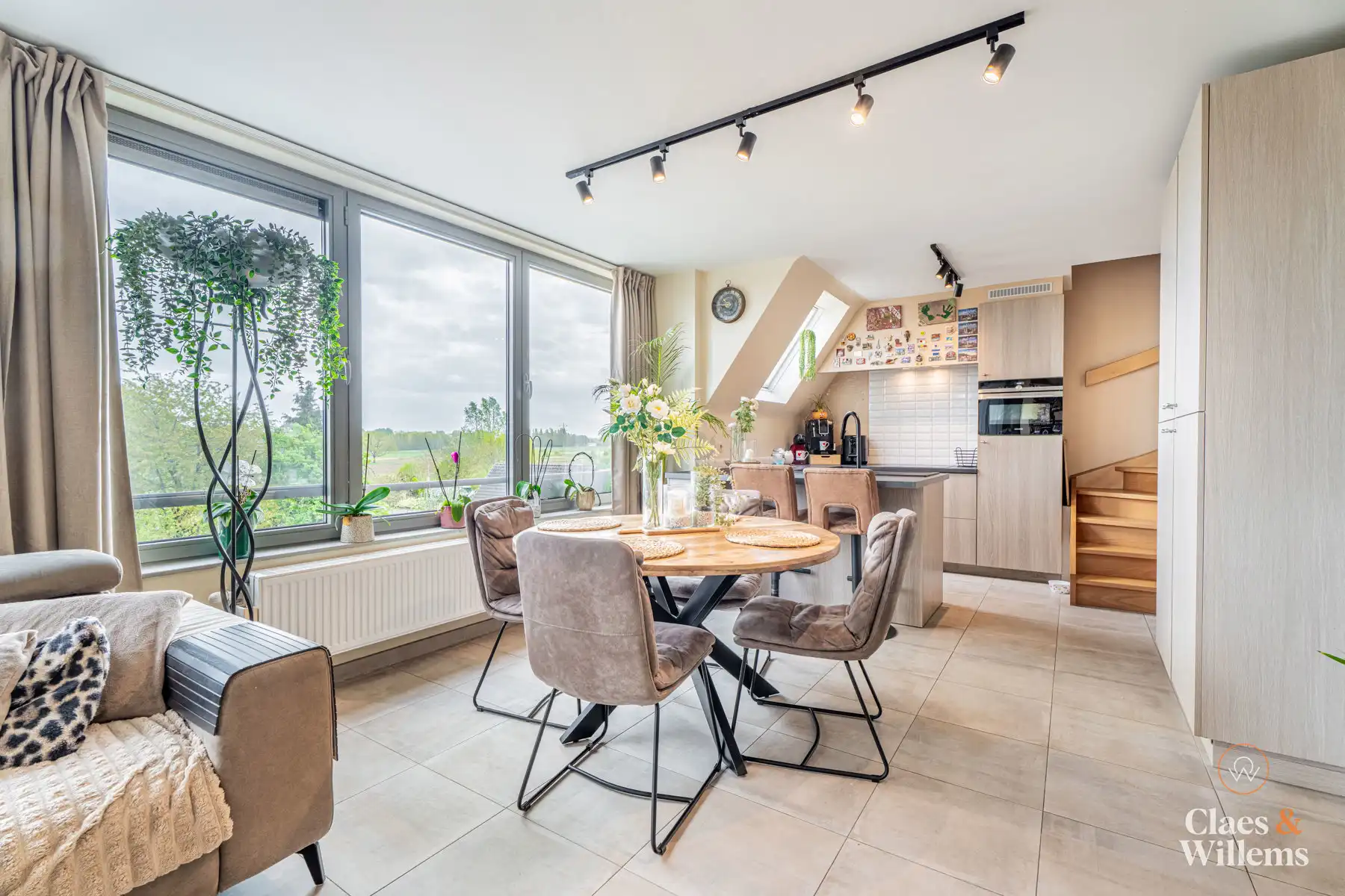 Stijlvol duplex-appartement met weids uitzicht foto 4