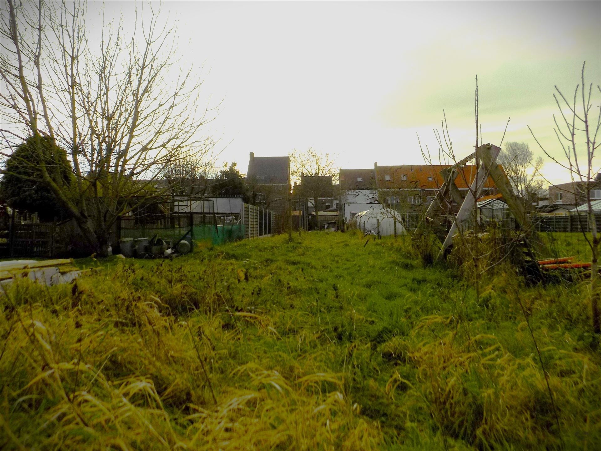 Uniek renovatieproject op 861m² in hartje Zandvoorde foto 8