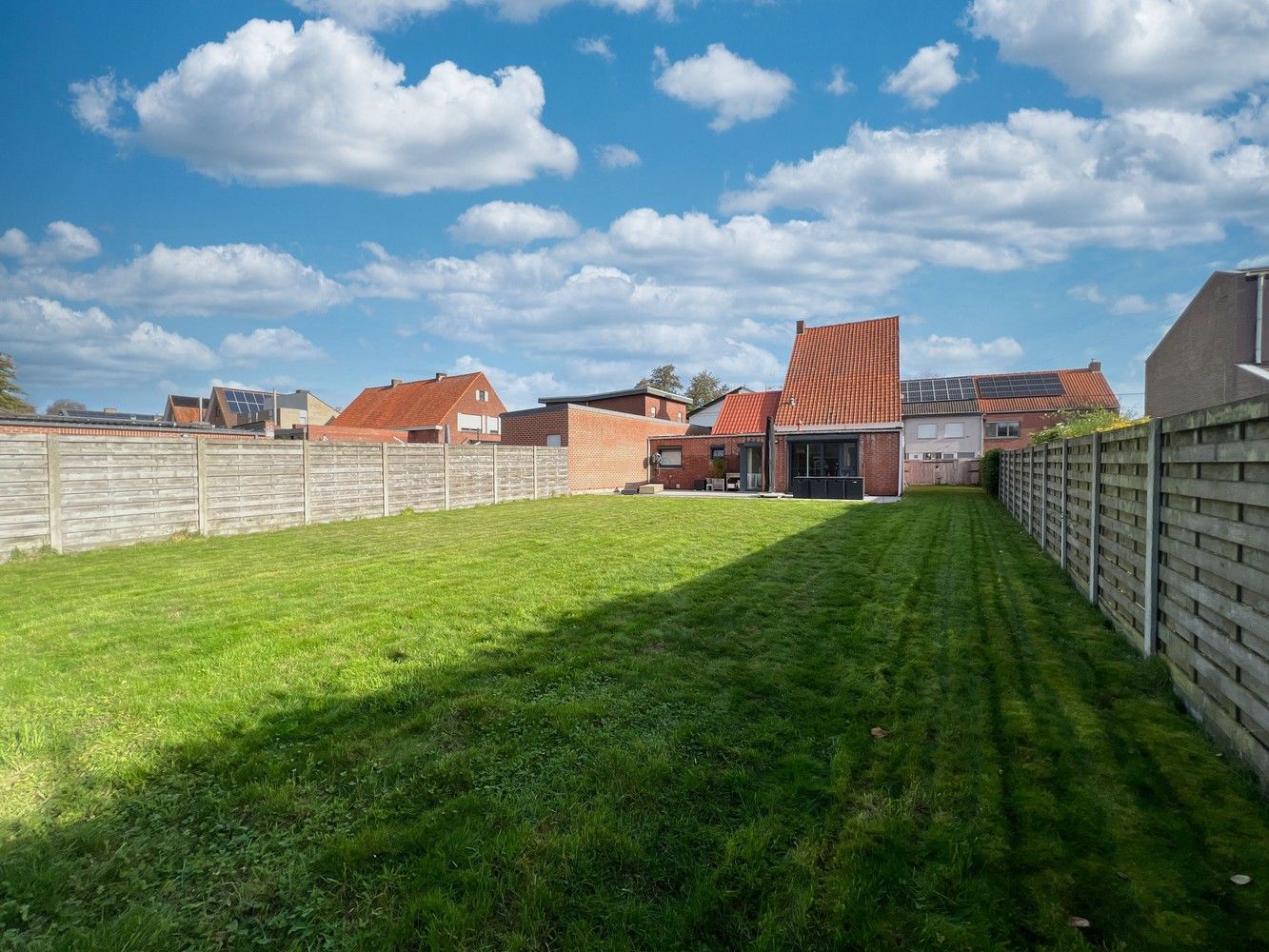 Lichtrijke woning met zonnige tuin + landelijk verzicht foto 14