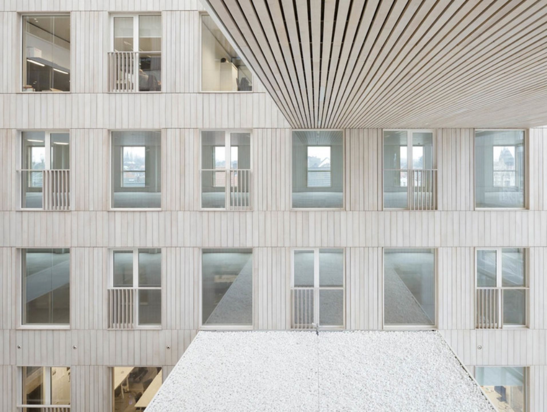 Kantoor te huur foto 2