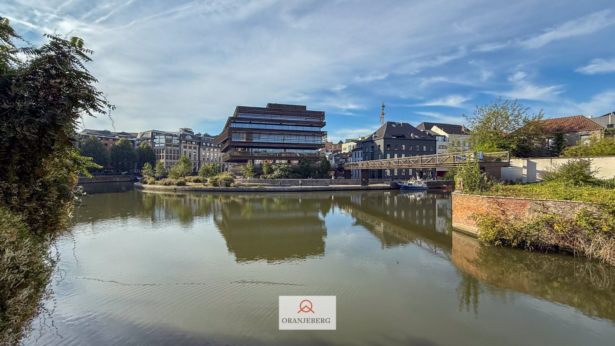 Prachtig gelegen handelspand rechtover "Yalo"-hotel in Brabantdam, gelegen aan en zicht op het water en De Krook! foto 22