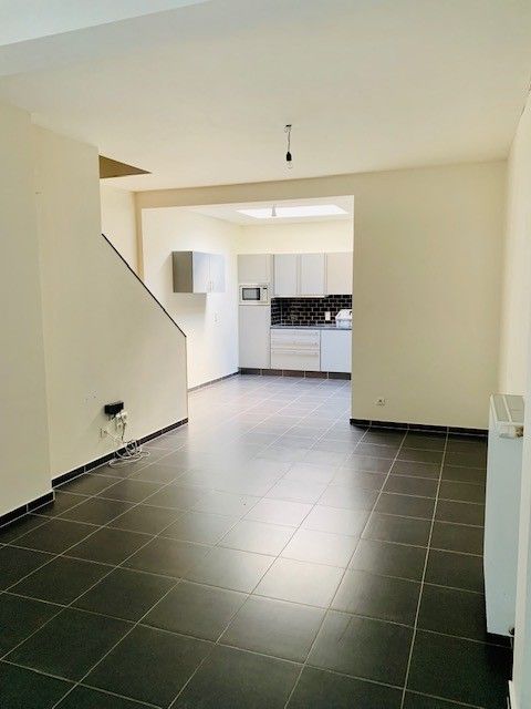 Instapklare rijwoning nabij station Lede foto 3