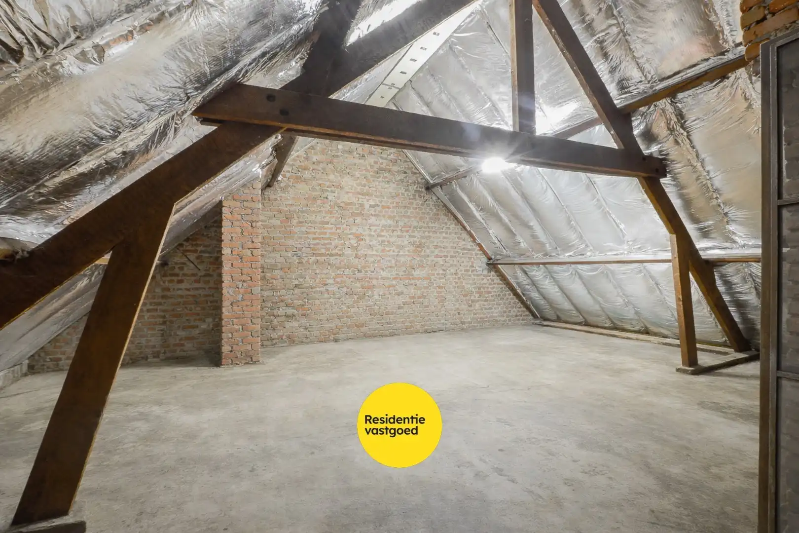 Ruime gezinswoning op 328 m² op topligging in St-Michiels foto 13