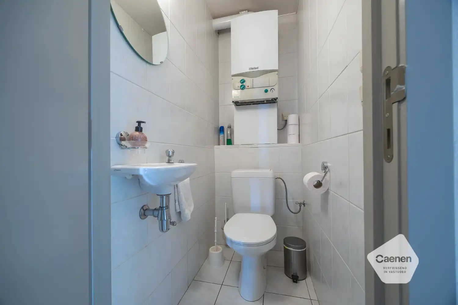 Ruim woonappartement met zongericht, groot terras foto 12