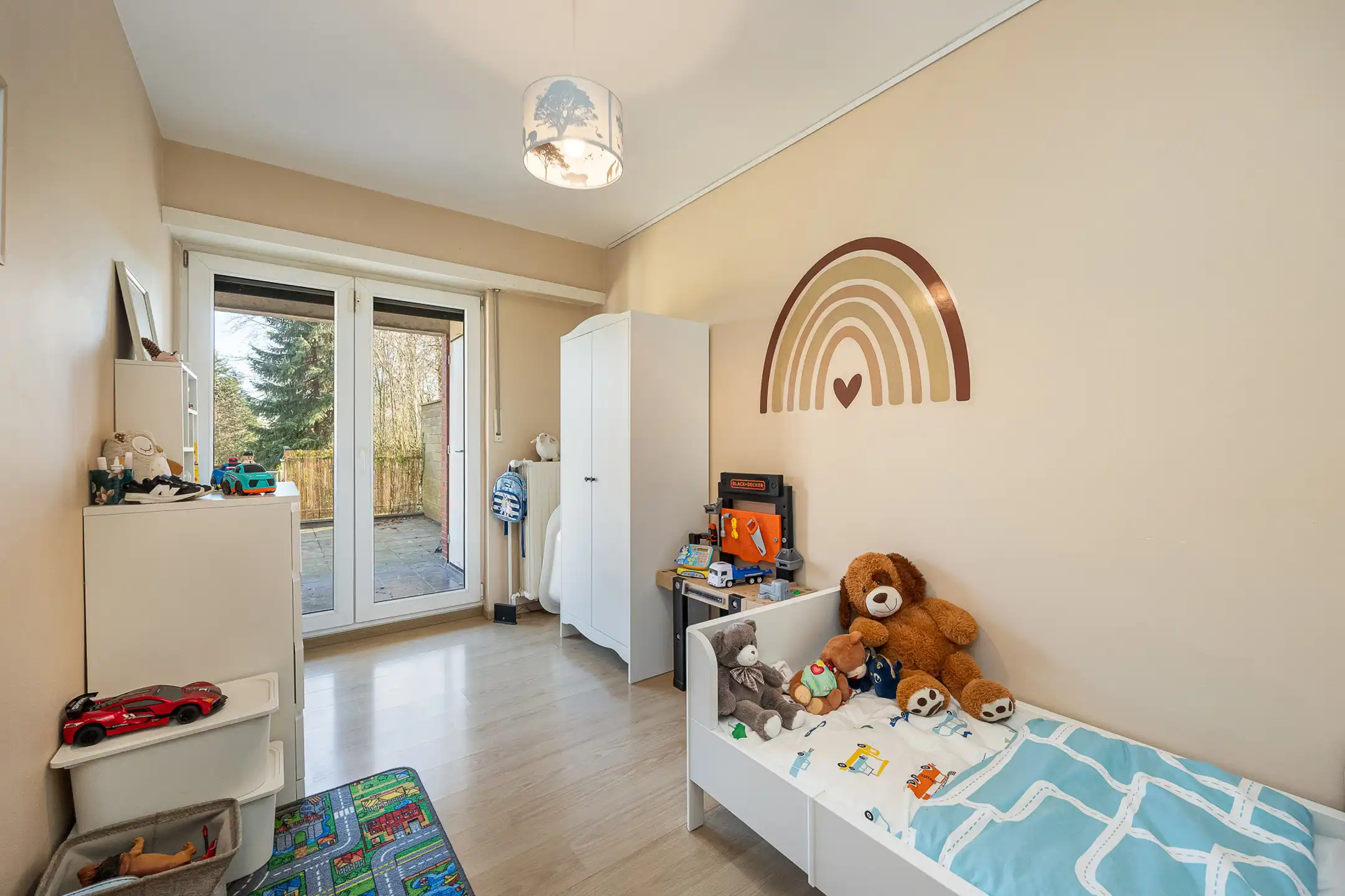 Uniek opbrengsteigendom op top locatie (3 app + 3 parkings) foto 9