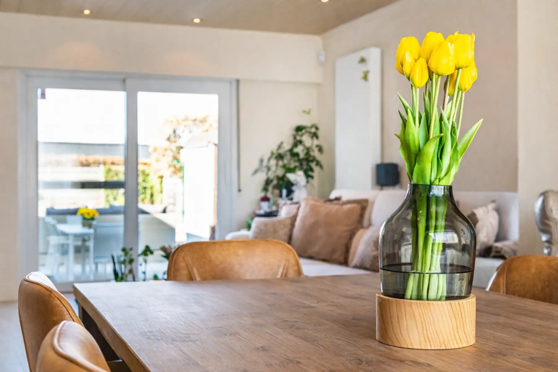 Instapklare HOB met tuin, carport en vlotte verbinding foto 10