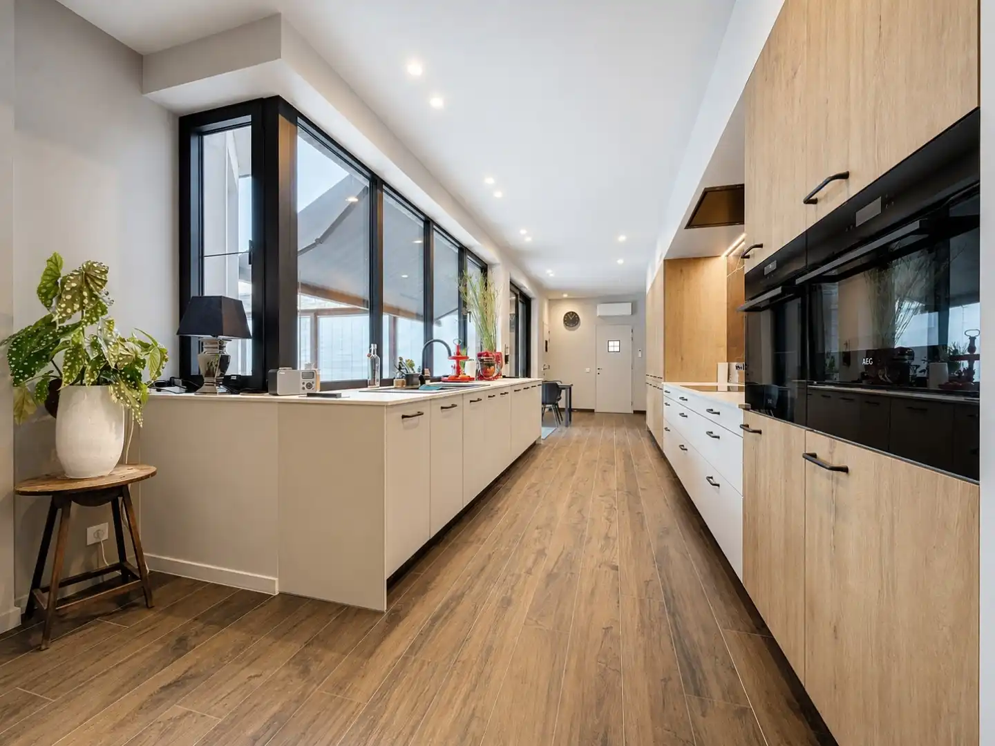 Luxueus afgewerkte woning met zwembad in Nieuwpoort-Stad foto 3