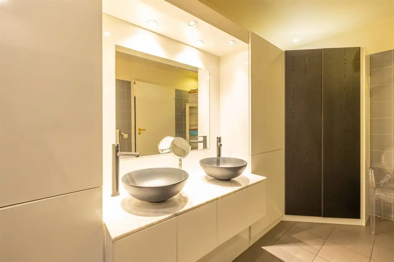 rolstoeltoegankelijk appartement in herenhuisstijl foto 21