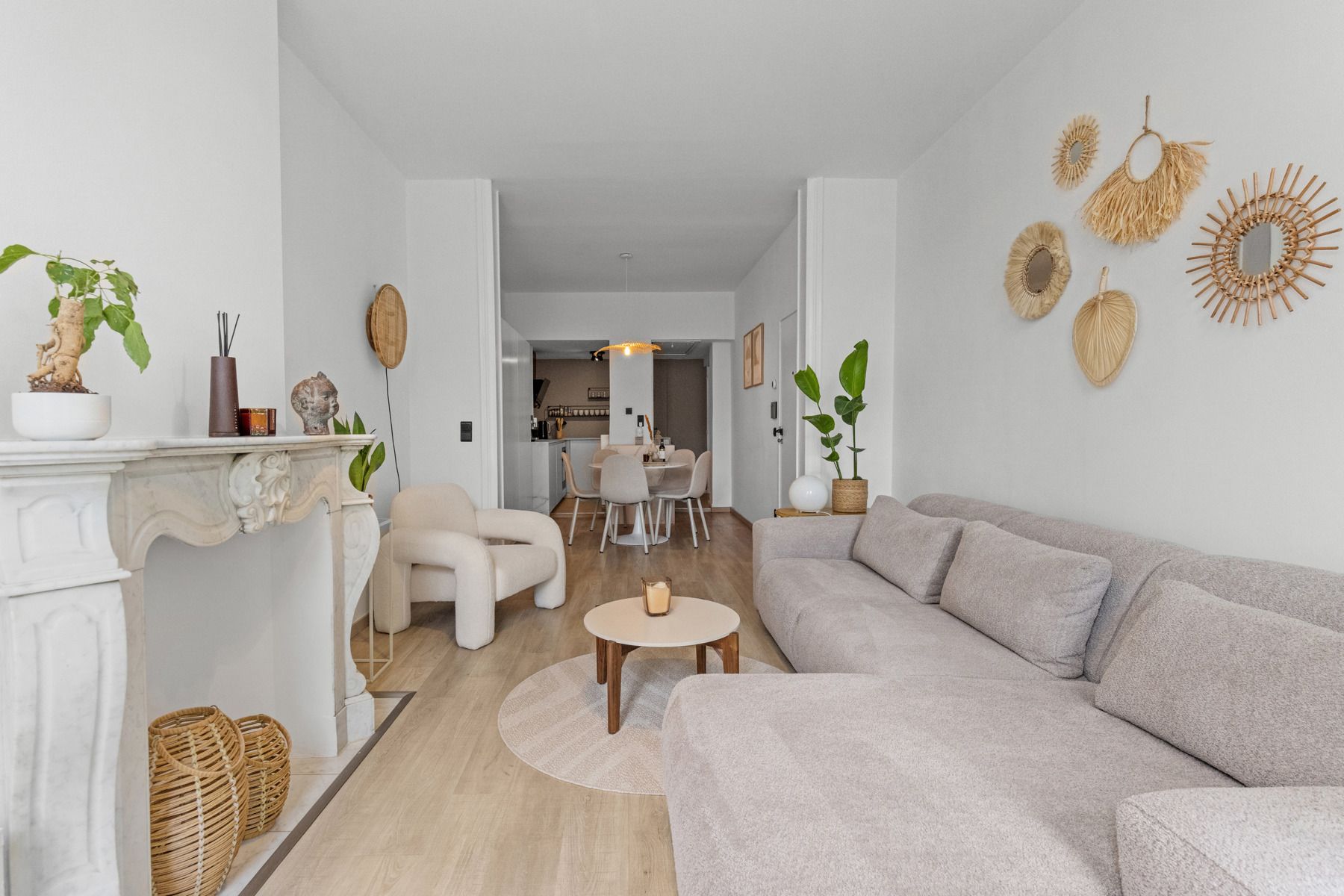 Prachtig 2 slpk. appartement op het Prinses Clementinaplein! foto 2