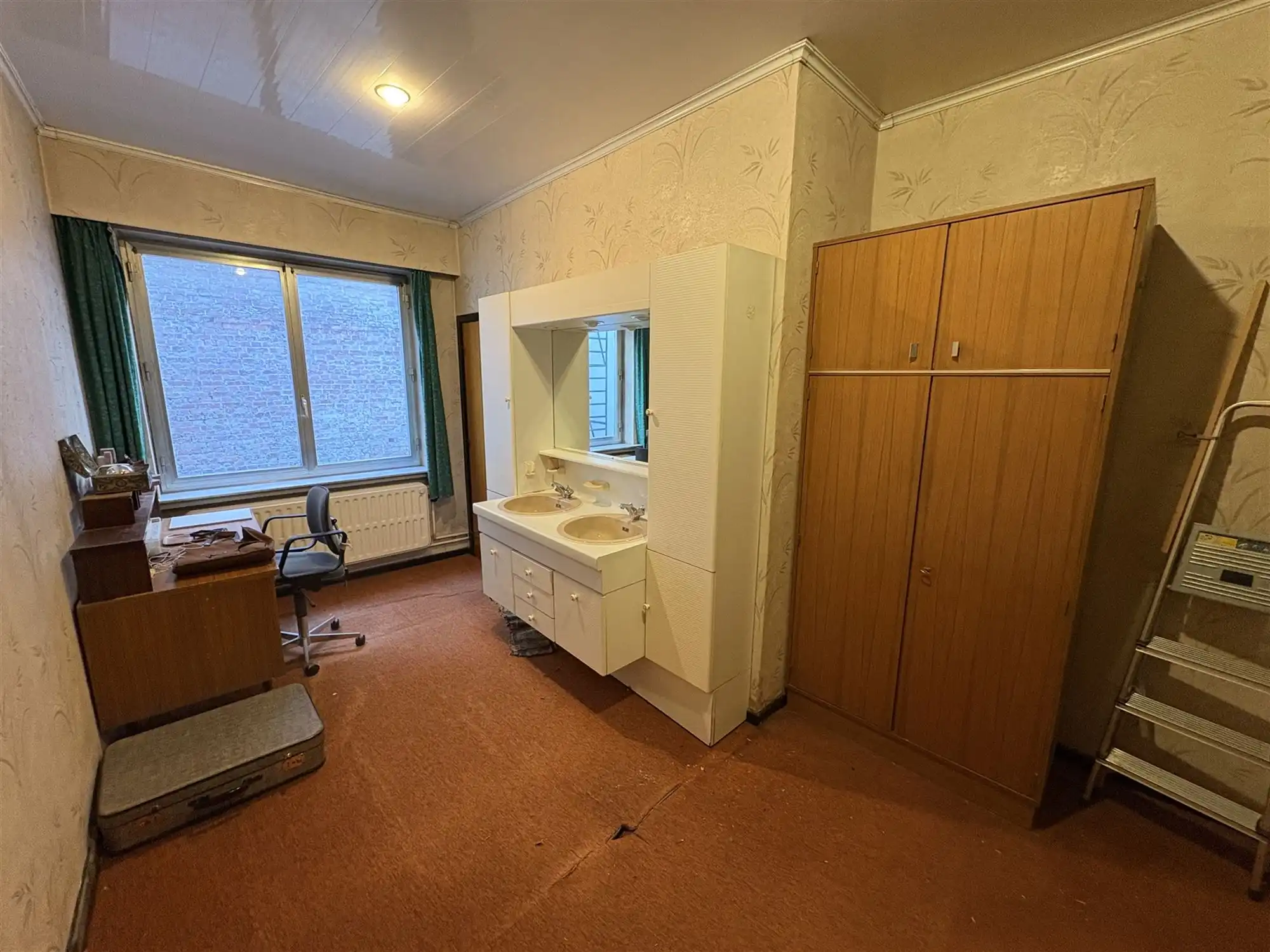 Bel-etagewoning met garage aan Sint-Andriesplaats. foto 13