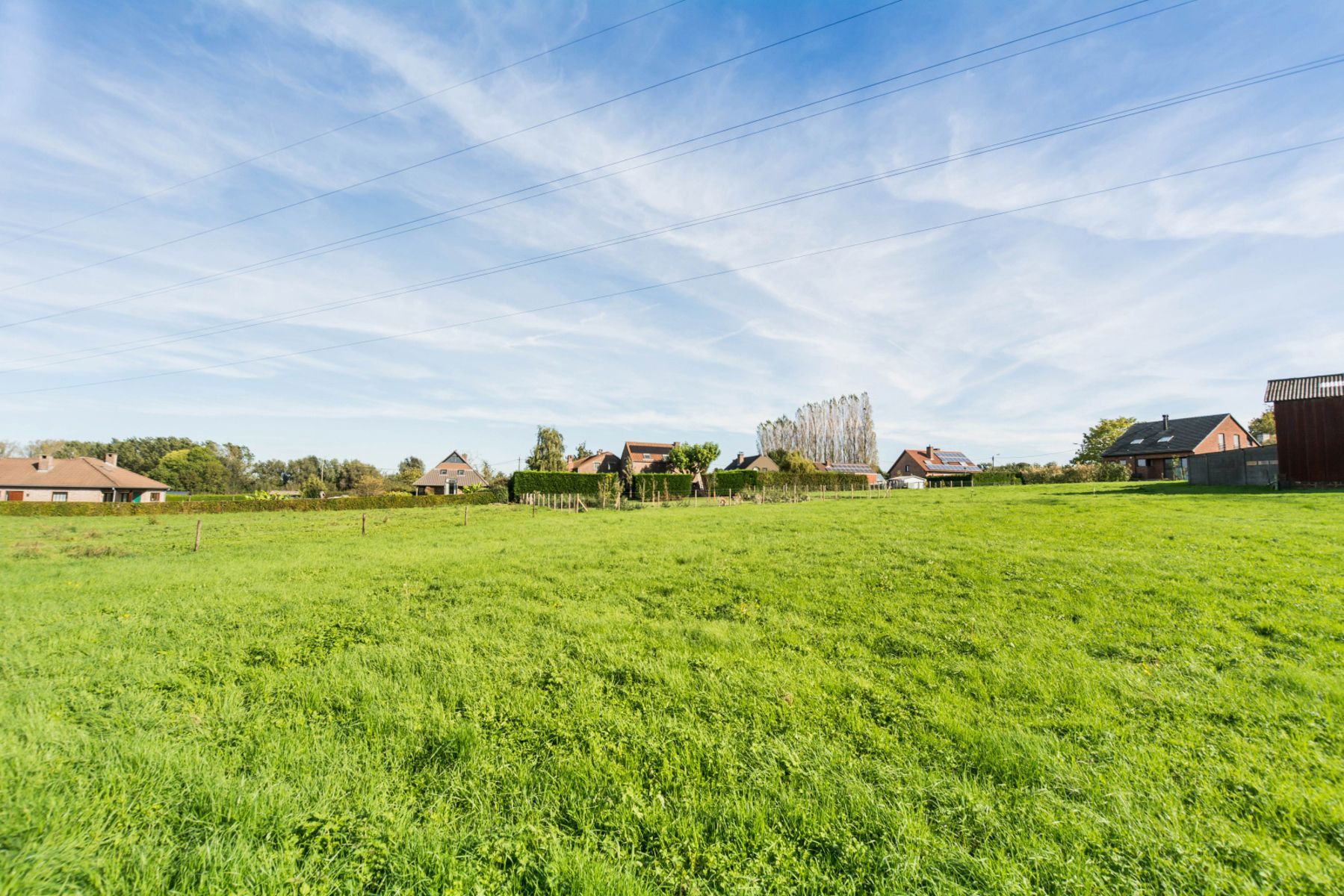 Heel rustig gelegen bouwgrond voor een alleenstaande villa foto 6