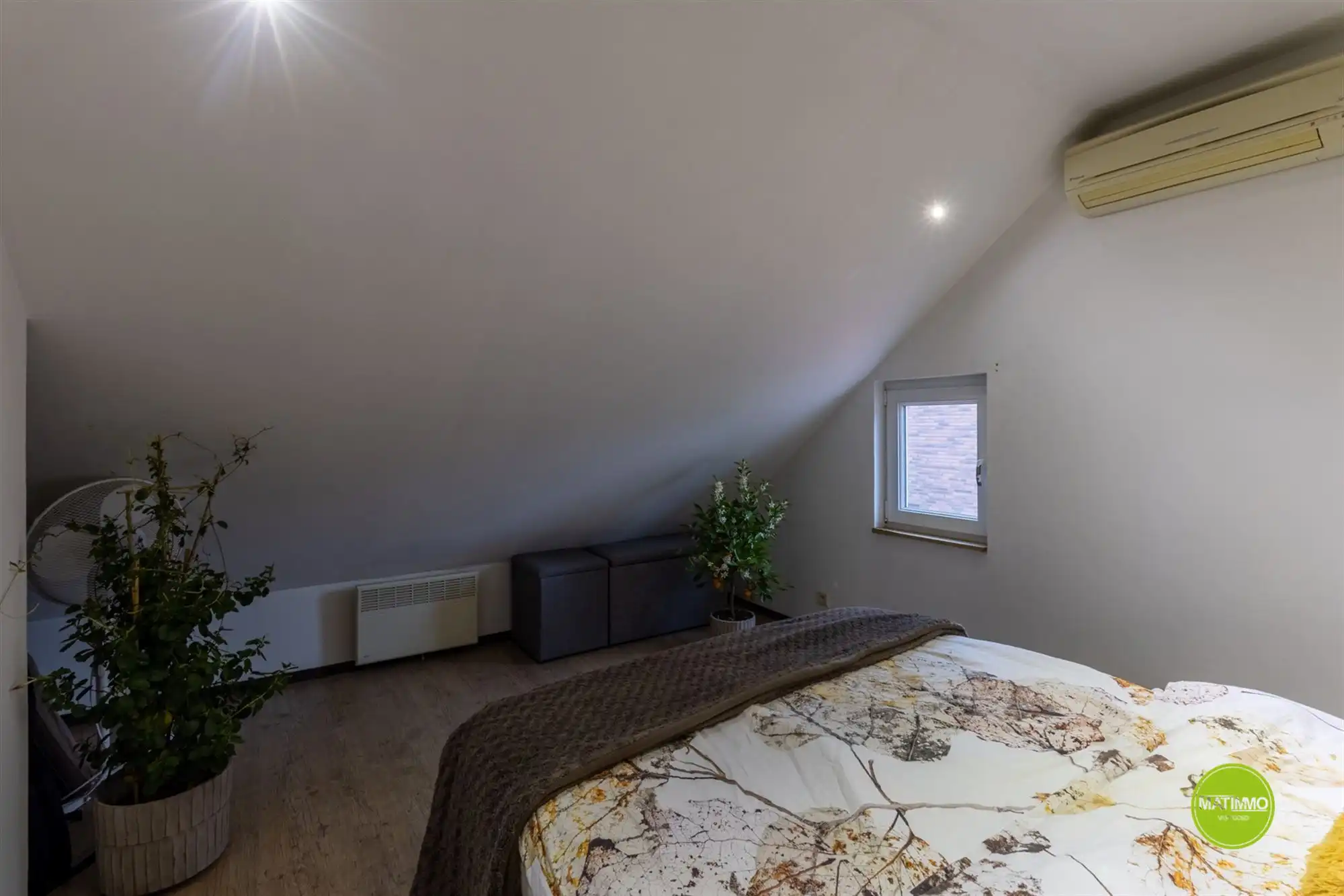 Charmante, halfopen woning met centrale ligging in Ham foto 13