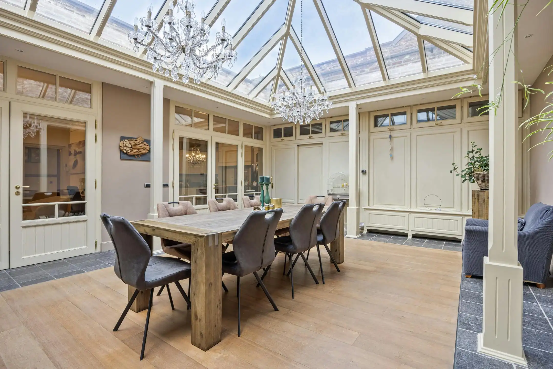 Uniek stadspand met dakterras in centrum Maaseik foto 10