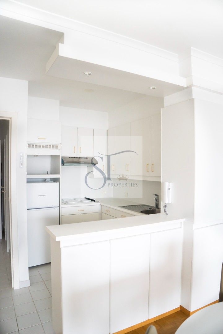 Gemeubeld appartement met zeezicht op toplocatie! foto 6
