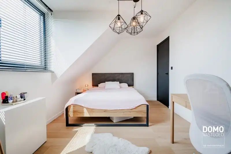 Exclusief appartement met uniek uitzicht te Alken. Inclusief 3 parkeerplaatsen en ruime kelderberging. foto 9