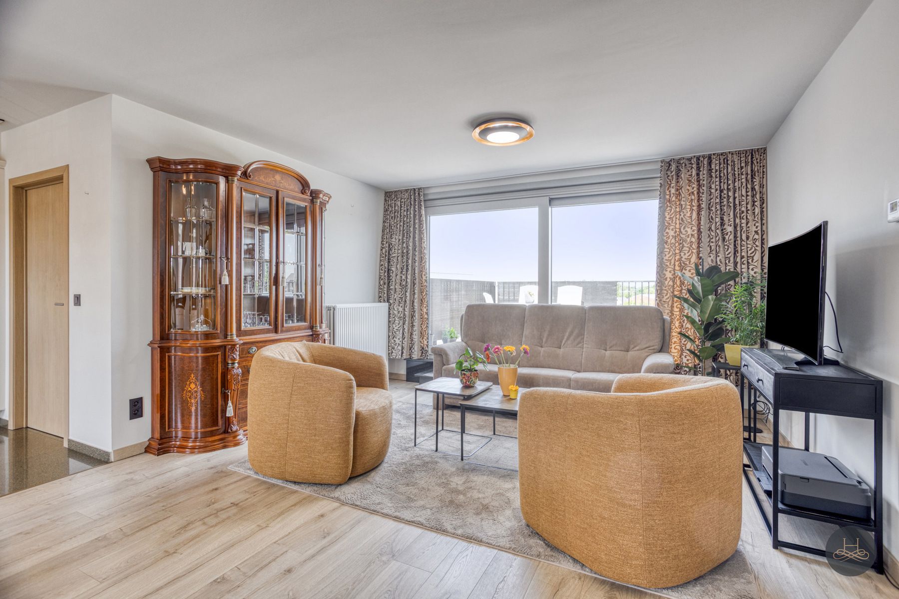Ruim dakappartement (2017) met enorm terras op een A locatie foto 3
