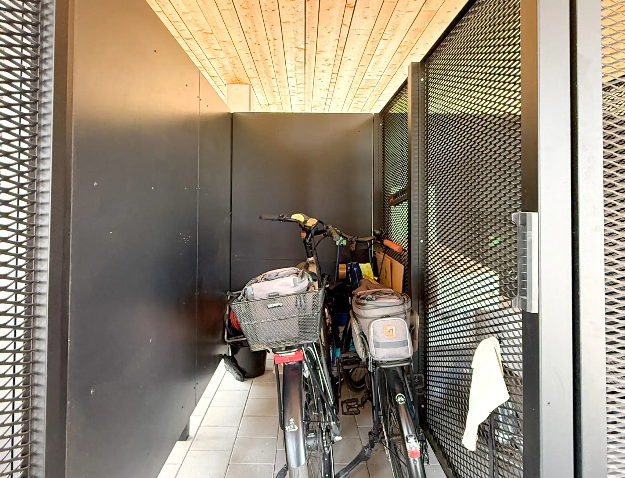 Ruim  nieuwbouwappartement van 113m² met twee slaapkamers , terras en autostaanplaats foto 18