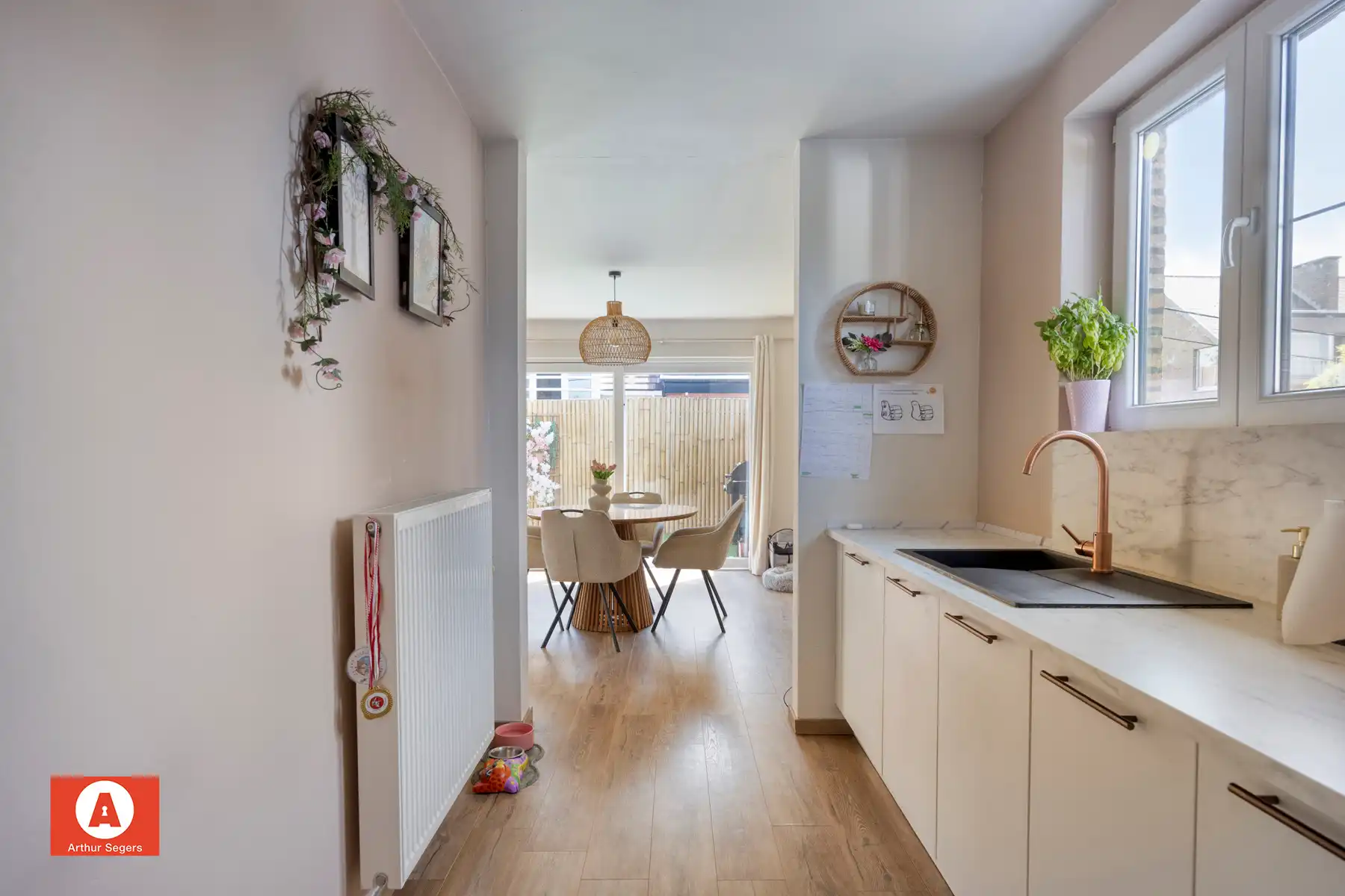 Hedendaags, energiezuinig en ruim dorps-appartement (126 m²) foto 9