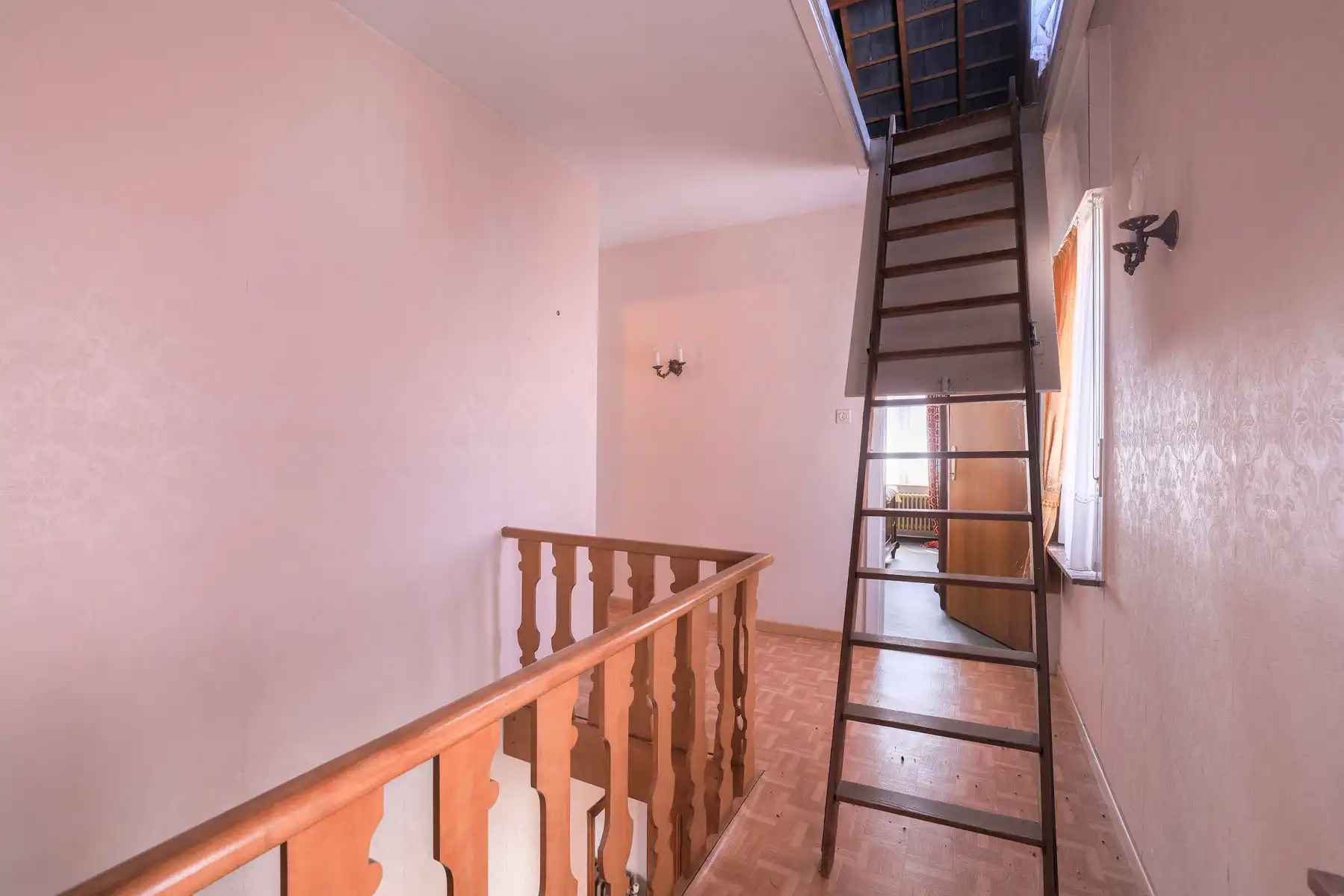 Te renoveren woning met 3 slpks, ruime zolder en diepe tuin in Mol-Ezaart foto 16