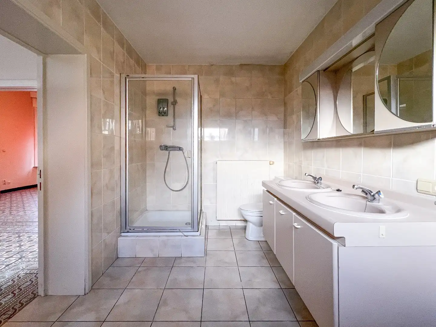 Opbrengsteigendom met 2 appartementen foto 8