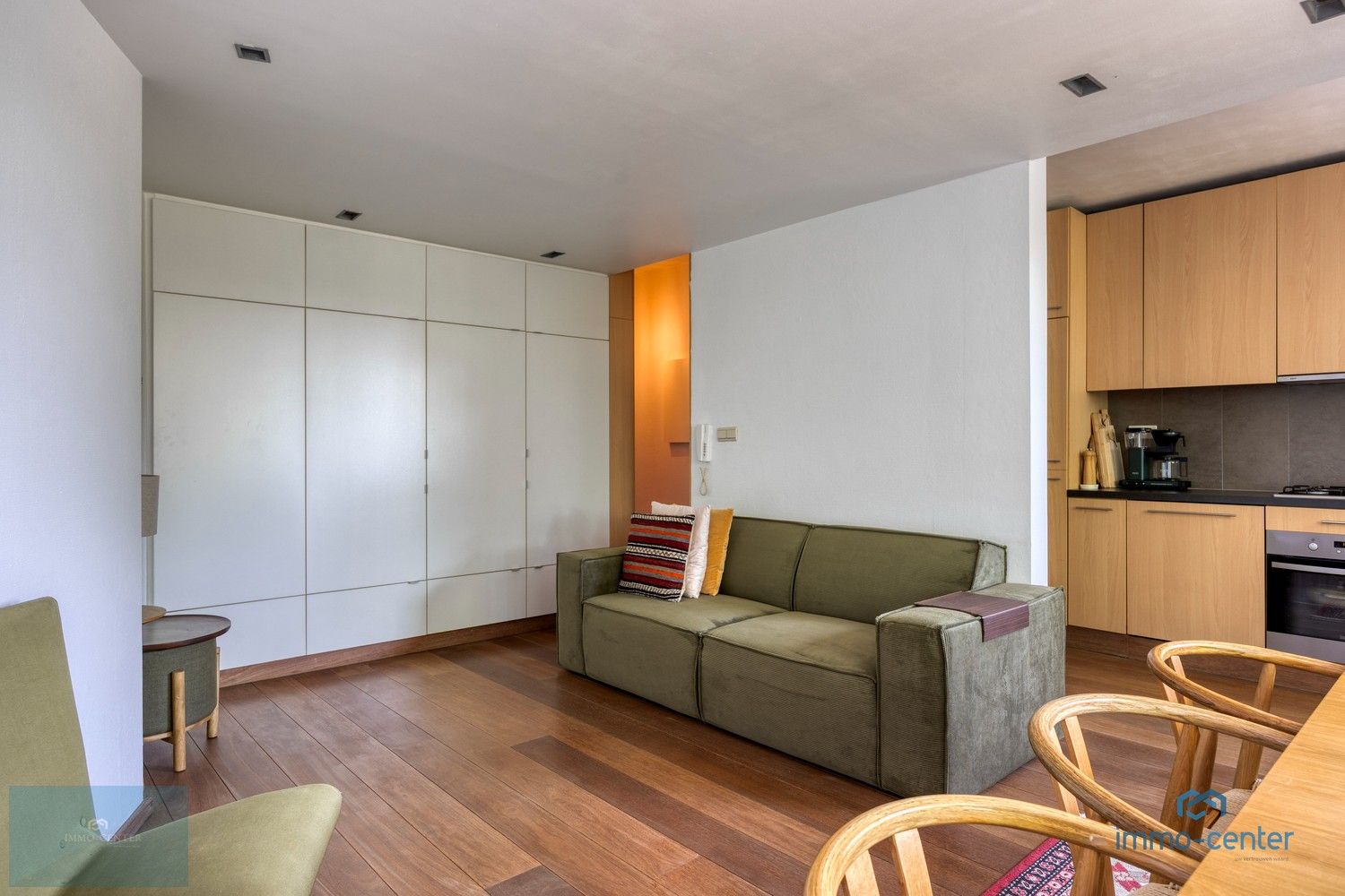 Instapklaar appartement met 1 slaapkamer, terras, extra ruimte, garage en zicht op het park – op toplocatie in Hasselt foto 5