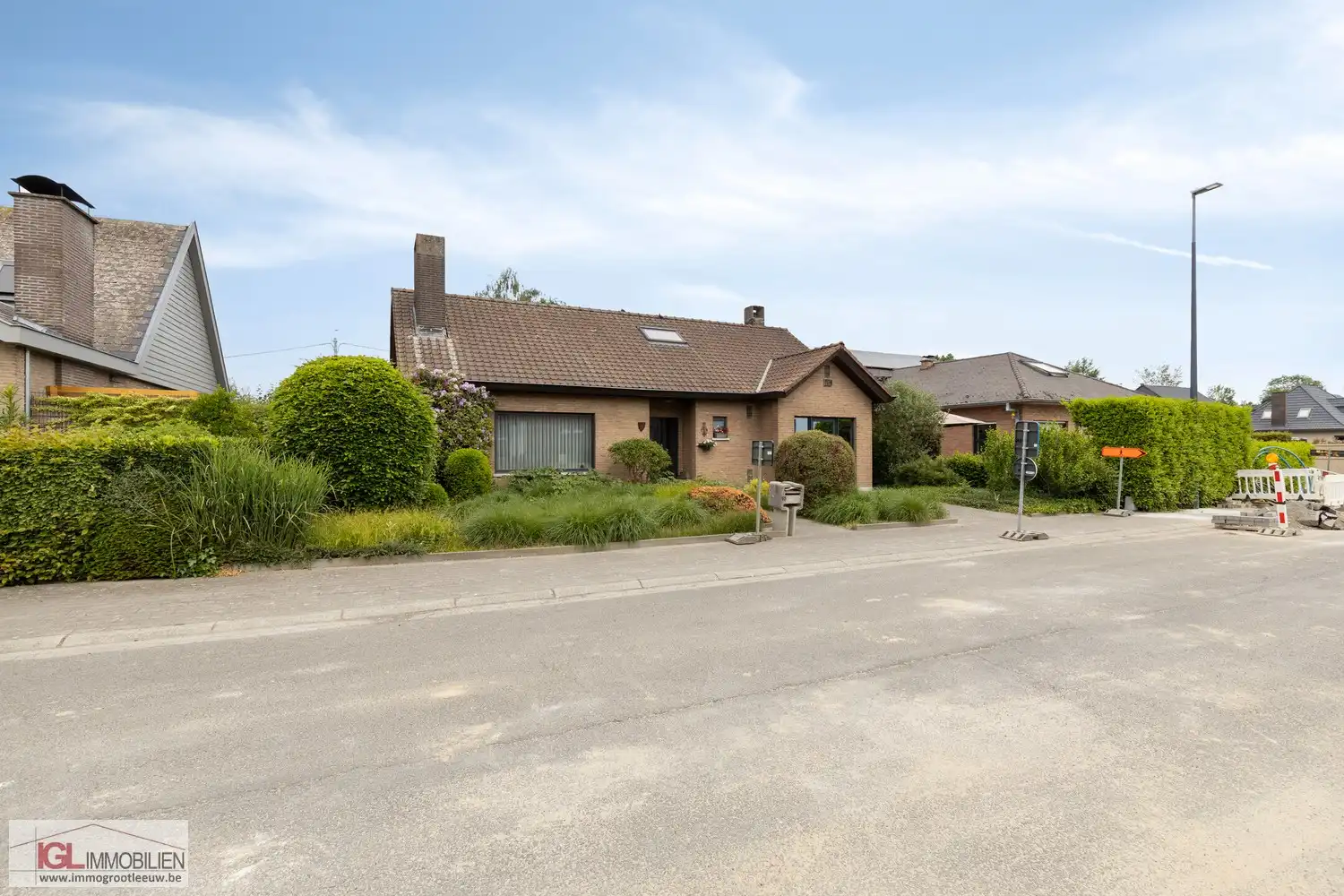 --- VERKOOP OP LIJFRENTE --- Charmante en perfect onderhouden bungalow met prachtige tuin foto 26