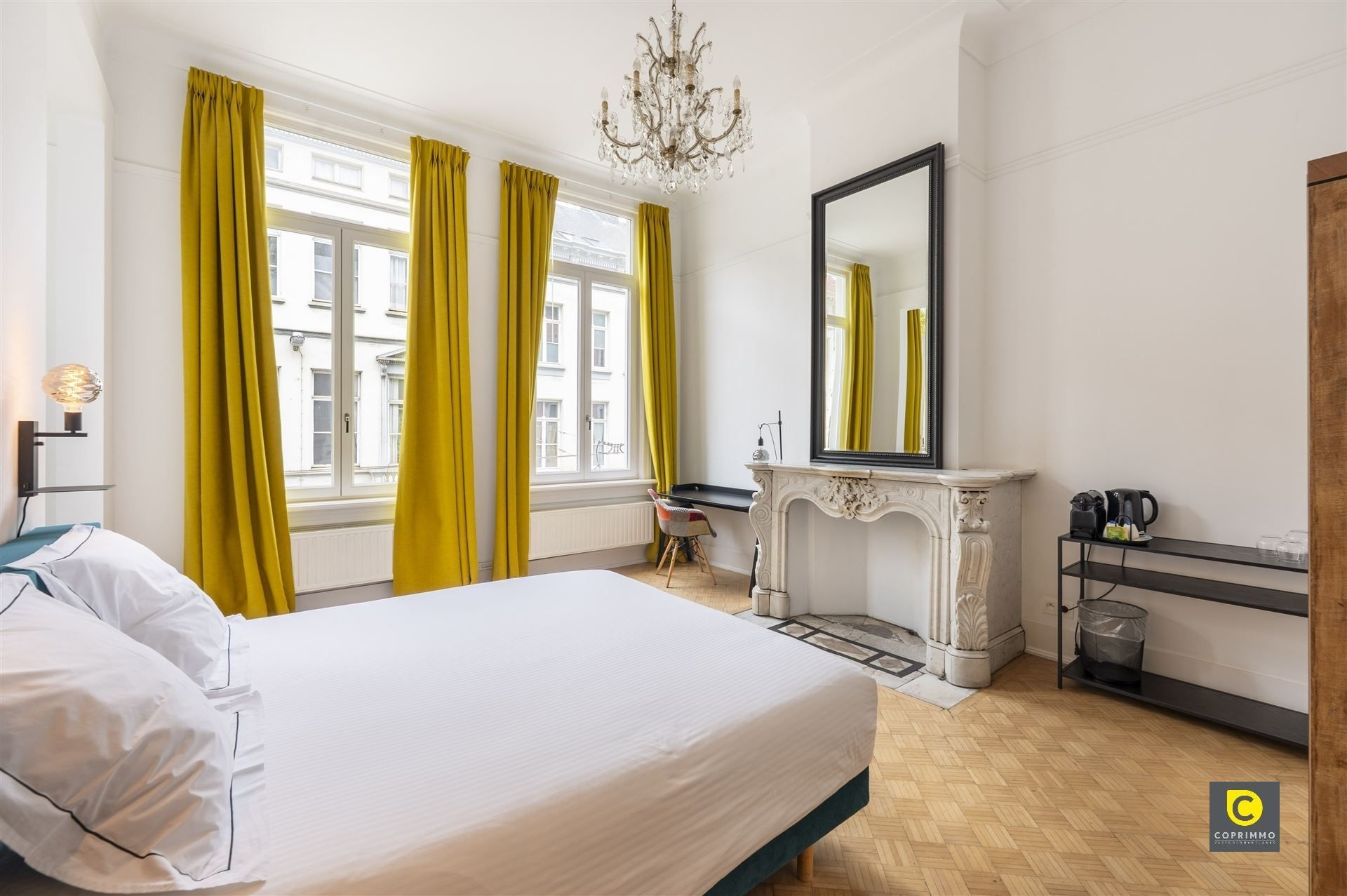 Unieke meesterwoning met garage foto 35